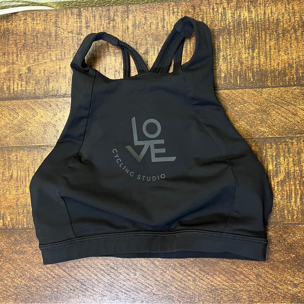 Lululemon Free to be Serene High Neck Love Cycling Studio Sports Bra, W’s size 2